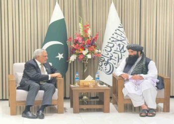 اسحاق ڈار اور سراج الدین حقانی کی کابل میں ملاقات