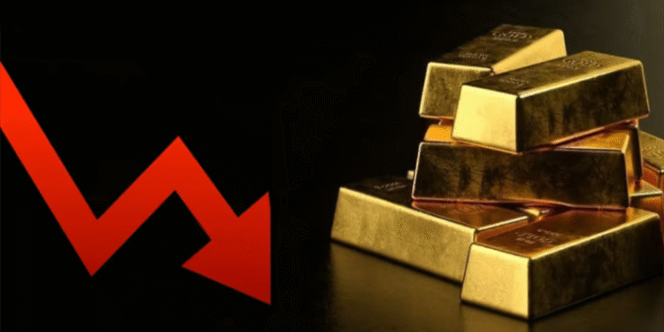 کراچی میں سونے کے زیورات کی دکان، سونے کی قیمت میں کمی