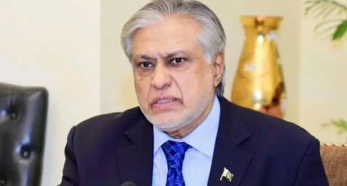 "نائب وزیر اعظم اسحاق ڈار اقوام متحدہ کے اجلاس میں شرکت کے لیے امریکا روانہ ہوتے ہوئے"