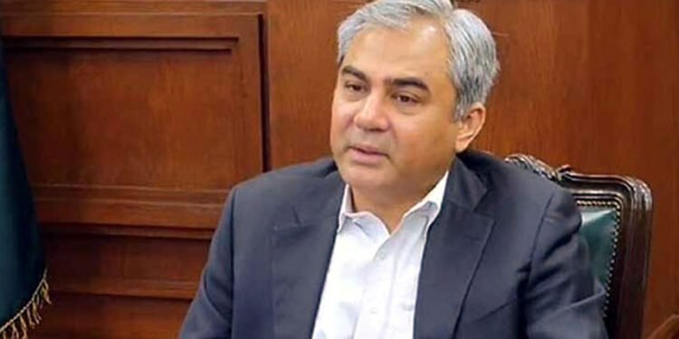 "وزیر داخلہ محسن نقوی یوم شہداء کشمیر پر خطاب کرتے ہوئے، کشمیری شہداء کو خراج عقیدت"