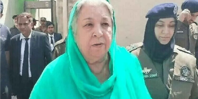 پی ٹی آئی رہنما یاسمین راشد کو طبیعت خراب ہونے پر سروسز اسپتال منتقل کیا گیا