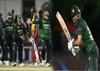 فخر زمان ہیمسٹرنگ انجری کے بعد میدان سے باہر جاتے ہوئے