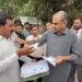 نادرا دفاتر شکایات محسن نقوی کا اچانک دورہ کرتے ہوئے
