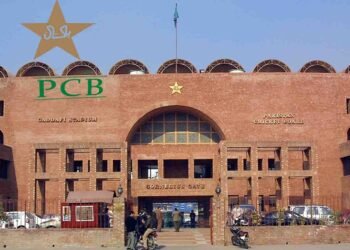 پی سی بی ویمنز ڈومیسٹک کنٹریکٹ کے تحت منتخب کھلاڑی خوشی کا اظہار کر رہی ہیں