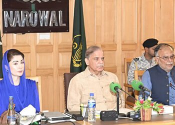 وزیراعظم کا پنجاب کے سیلابی علاقوں کا دورہ ، ر وزیراعلیٰ پنجاب بھی ہمراہ