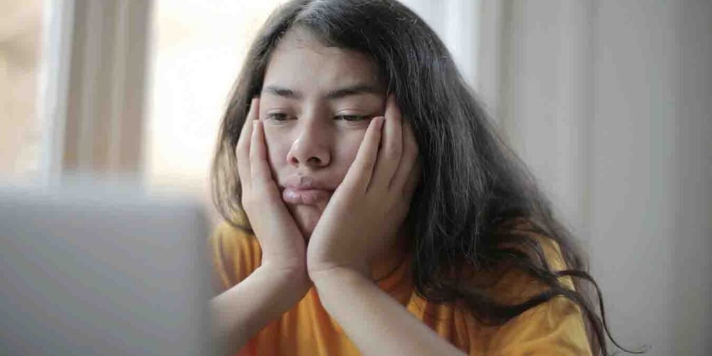 بور ہونا ڈپریشن کی علامت یا معمولی بوریت