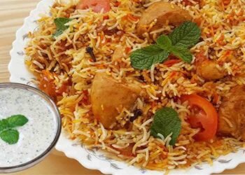 مزیدار چکن دیگی بریانی کی ترکیب اور تیار ڈش