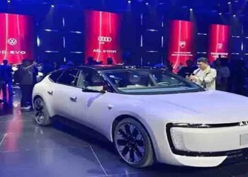 چینی الیکٹرک وہیکلز ٹیکنالوجی عالمی آٹو انڈسٹری کو بدل رہی ہے