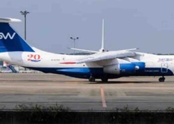 کراچی ایئرپورٹ پر بھارت جانے والی پرواز کی ہنگامی لینڈنگ کی تصویر