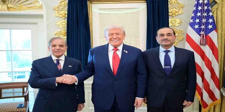 فیلڈ مارشل عاصم منیر پاکستان کی قیادت اور اتحاد کی علامت