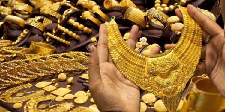 سونے کی قیمت بلند ترین سطح پر عوامی قوت خرید متاثر