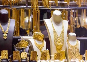 سونے کی قیمت پاکستان میں 4 لاکھ فی تولہ سے تجاوز کر گئی
