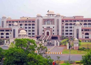 آزاد کشمیر احتجاج مظفرآباد – وفاقی وزرا مذاکرات کے لیے روانہ