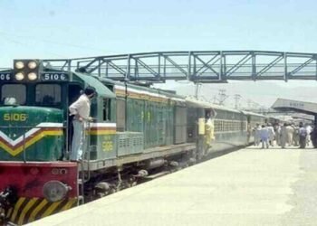 پاکستان ریلوے کی ریکارڈ آمدن اور بچت کی تفصیلات