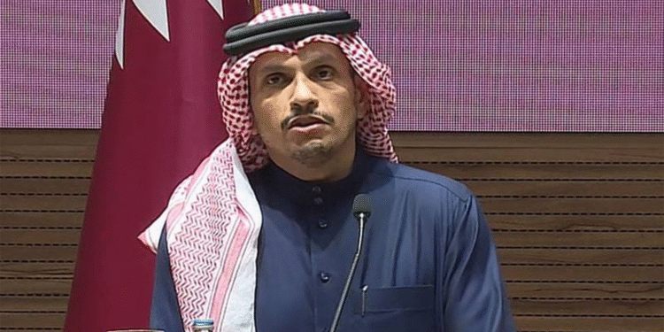 قطر کے وزیراعظم اسرائیلی حملے اور یرغمالیوں پر بات کرتے ہوئے