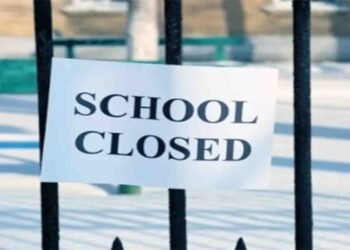 کراچی کے تعلیمی اداروں میں تعطیل کی افواہ اور محکمہ تعلیم سندھ کی وضاحت