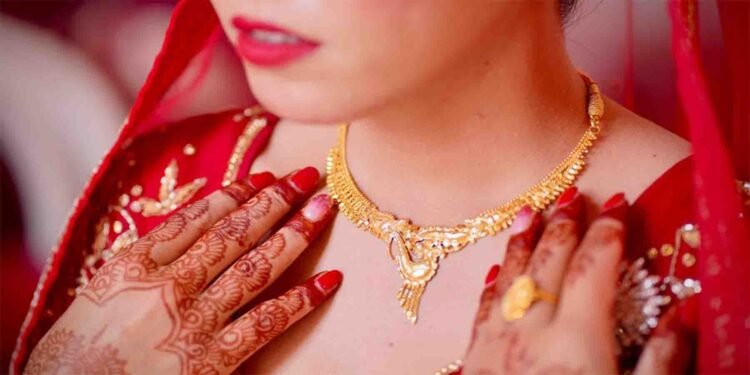 پاکستان میں سونے کی قیمت ریکارڈ سطح پر 2025