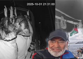 گلوبل صمود فلوٹیلا پر اسرائیلی حملے ، گریٹا تھنبرگ اور سینیٹر مشتاق احمد گرفتار