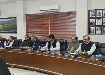 آزاد کشمیر میں حکومت کا جوائنٹ عوامی ایکشن کمیٹی سے مذاکرات کا منظر