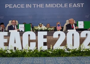 ٹرمپ، السیسی، اردوان اور امیر قطر کے تاریخی غزہ امن معاہدہ پر دستخط