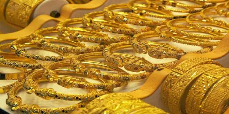 سونے کی قیمت میں اضافہ فی تولہ 4 لاکھ 25 ہزار روپے
