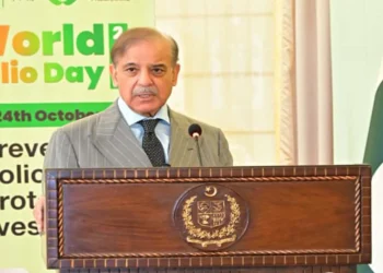 پولیو کے عالمی دن پر شہباز شریف کا انسدادِ پولیو ورکرز کو خراج تحسین