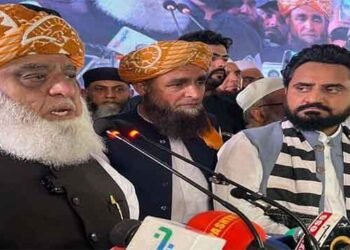 جے یو آئی رہنما فرخ کھوکھر کی گرفتاری پر شدید ردعمل کی تصویر