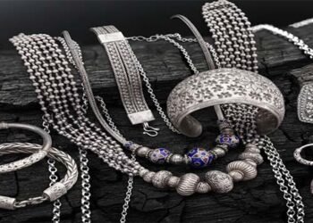 پاکستان میں چاندی کی قیمت آج فی تولہ 5096 روپے ریکارڈ