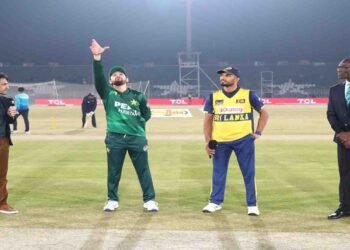 پاکستان سری لنکا ٹی ٹوئنٹی میچ راولپنڈی اسٹیڈیم ٹاس کی تصویر