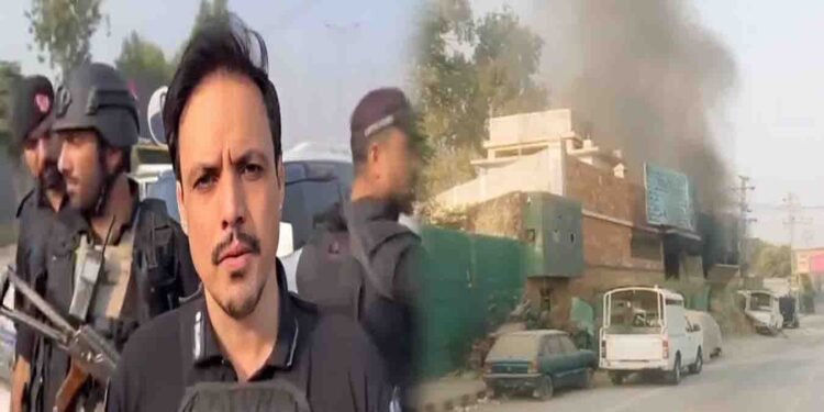 پشاور سی ٹی ڈی تھانہ دھماکہ کے بعد امدادی کارروائی