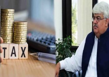 تنخواہ دار طبقے پر ٹیکس میں کمی سے متعلق ایف بی آر چیئرمین کی بریفنگ