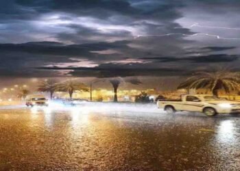 سعودی عرب میں طوفانی بارش اور تیز ہواؤں سے تباہی