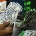 سٹاک مارکیٹ میں مثبت آغاز اور ڈالر کی کمی کی تازہ رپورٹ